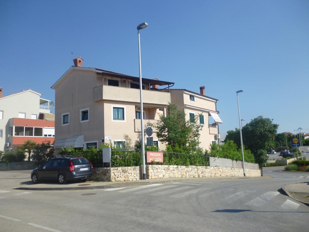 Accomodation Suran Apartment Rovinj Exterior photo